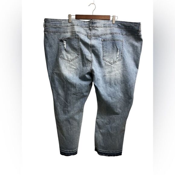 NWT Ashley Stewart Plus Size Kick Flare Medium Blue w/ Multi-Tone Blue Hem SZ 30 - Picture 2 of 4